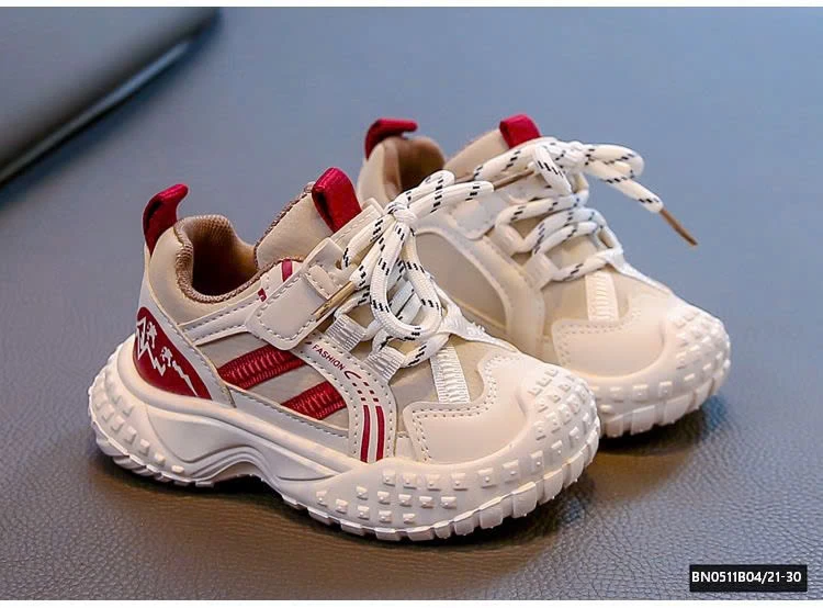 GIÀY THỂ THAO ĐẾ ĐINH NHÍ