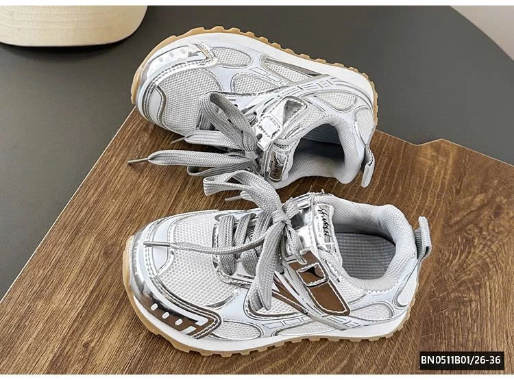 GIÀY THỂ THAO PHỐI BẠC