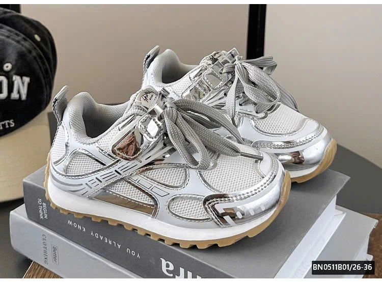 GIÀY THỂ THAO PHỐI BẠC