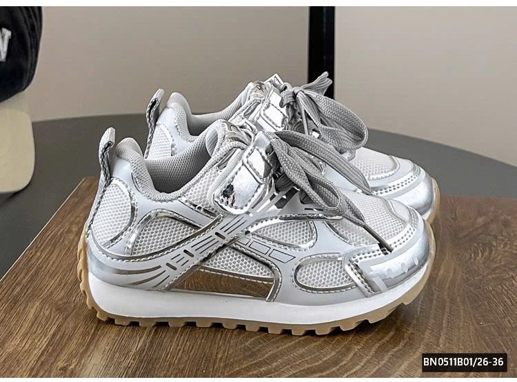 GIÀY THỂ THAO PHỐI BẠC