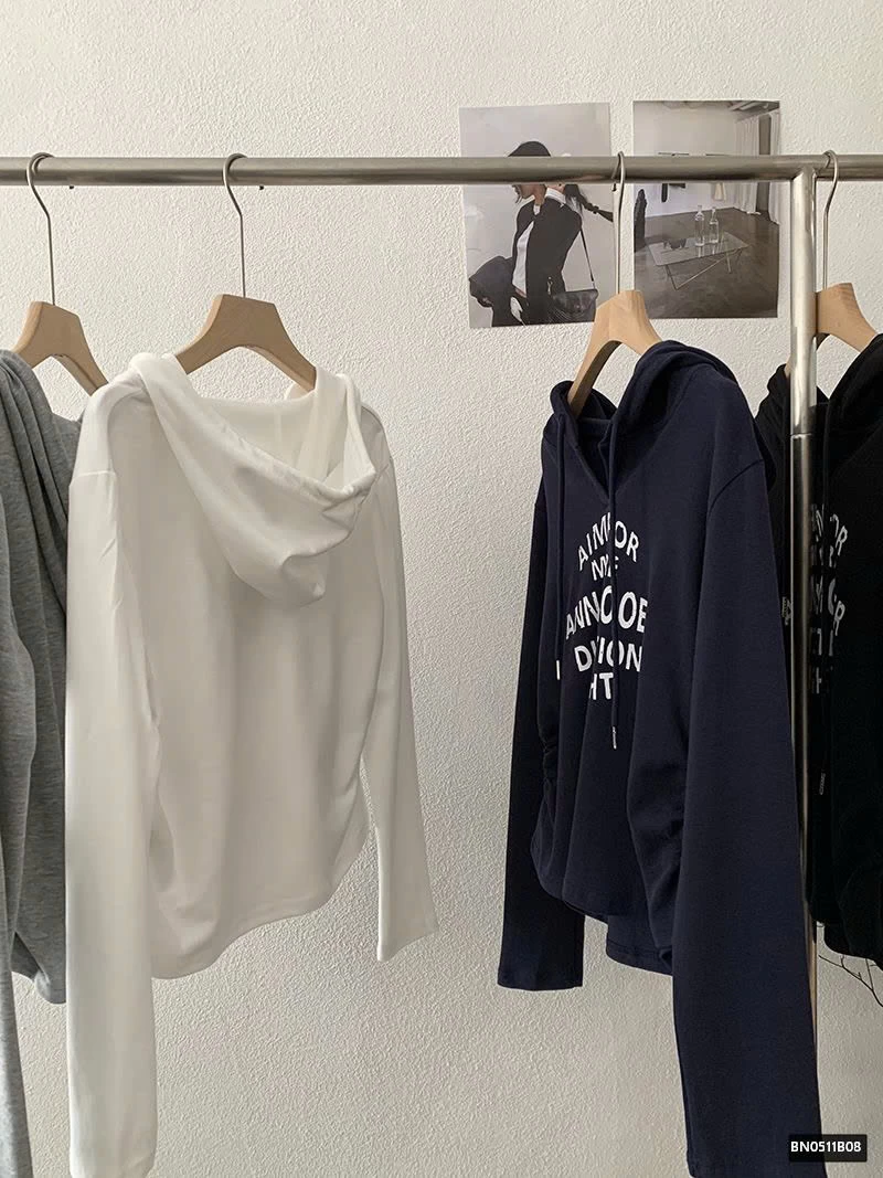 ÁO THU ĐÔNG MỎNG IN CHỮ LIỀN MŨ