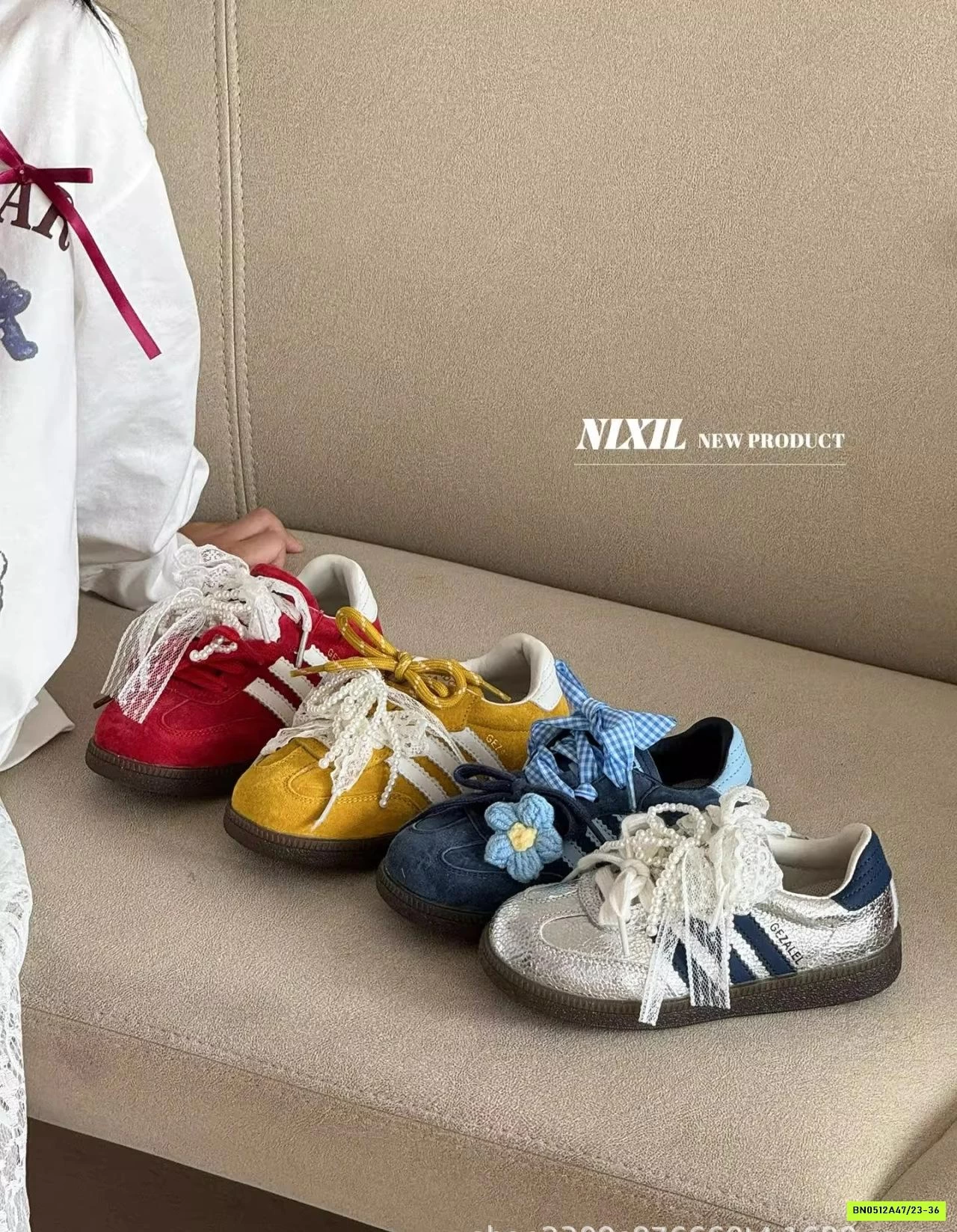 GIÀY THỂ THAO 3 SỌC PHỐI REN NƠ