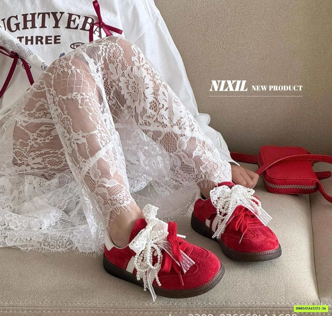 GIÀY THỂ THAO 3 SỌC PHỐI REN NƠ