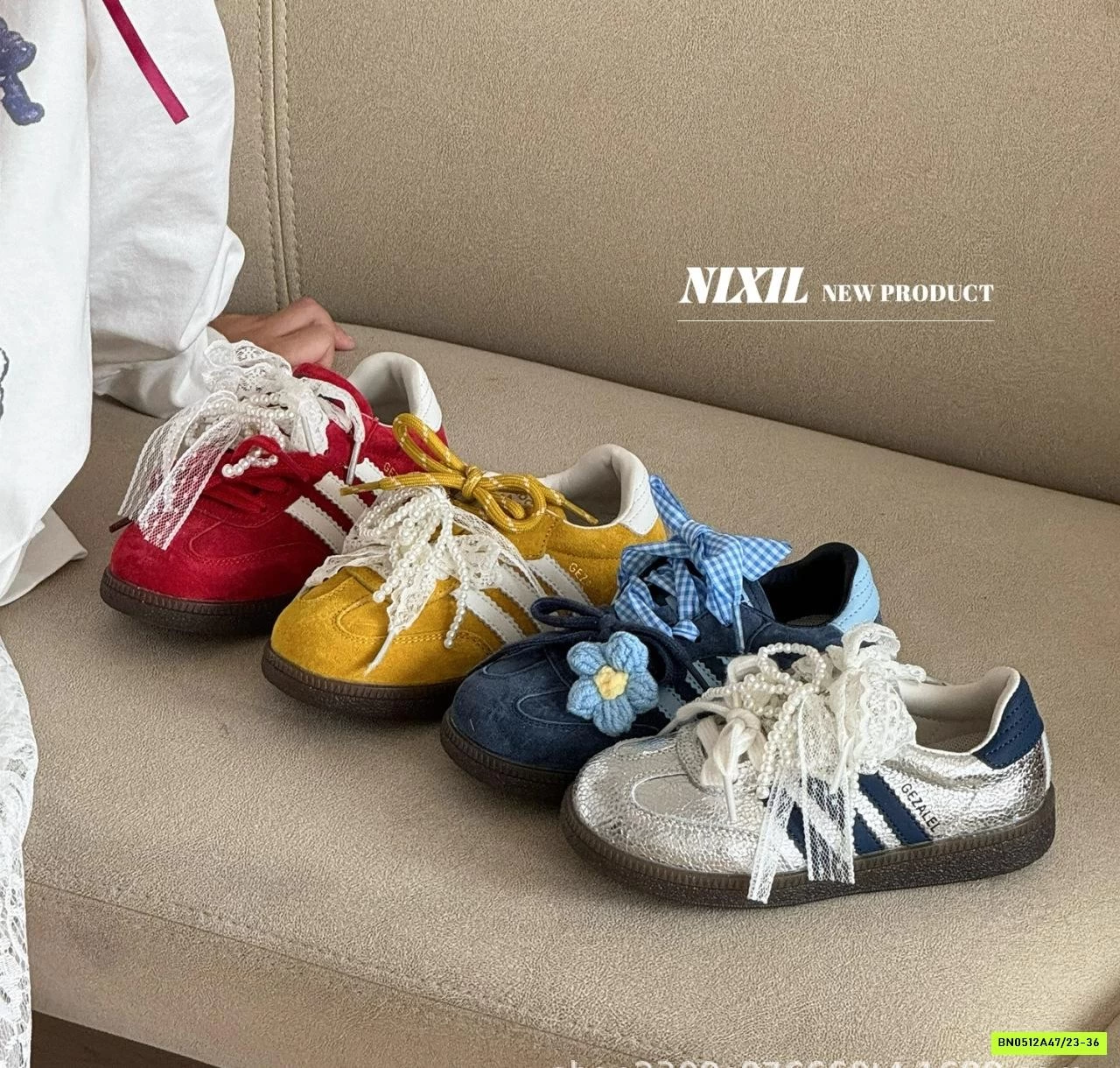 GIÀY THỂ THAO 3 SỌC PHỐI REN NƠ