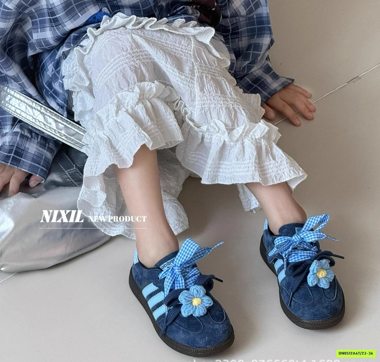 GIÀY THỂ THAO 3 SỌC PHỐI REN NƠ