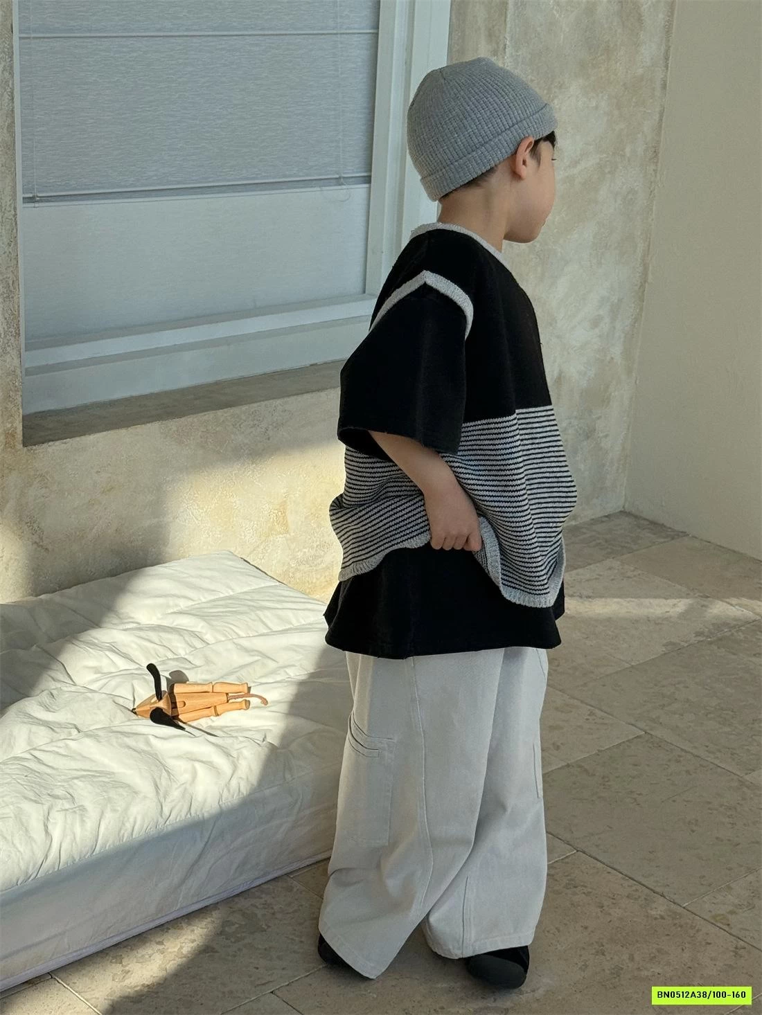 JEANS SUÔNG GÂN CHÉO TÚI ÉP