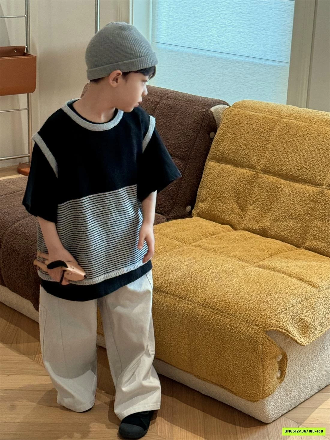 JEANS SUÔNG GÂN CHÉO TÚI ÉP