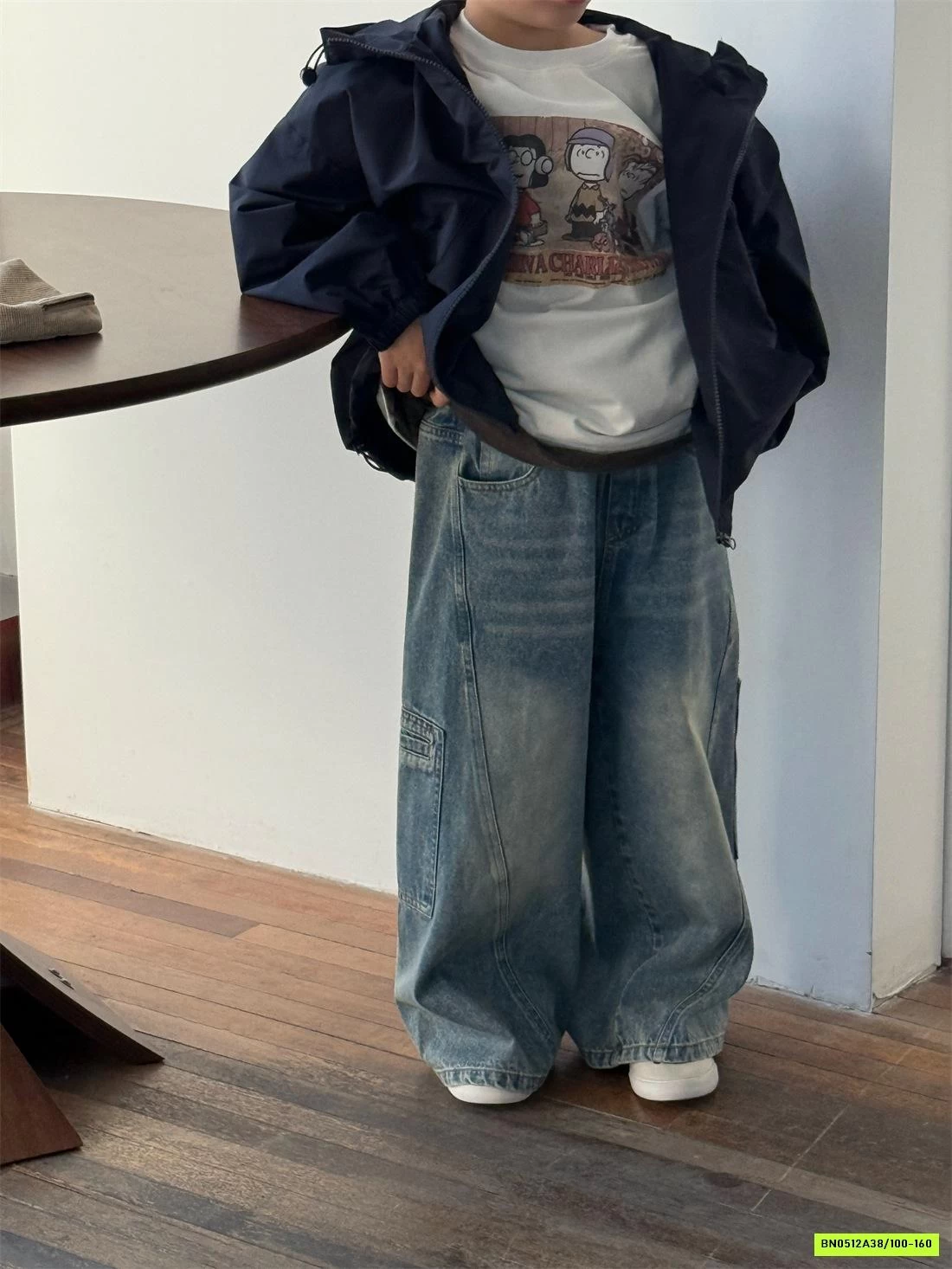 JEANS SUÔNG GÂN CHÉO TÚI ÉP