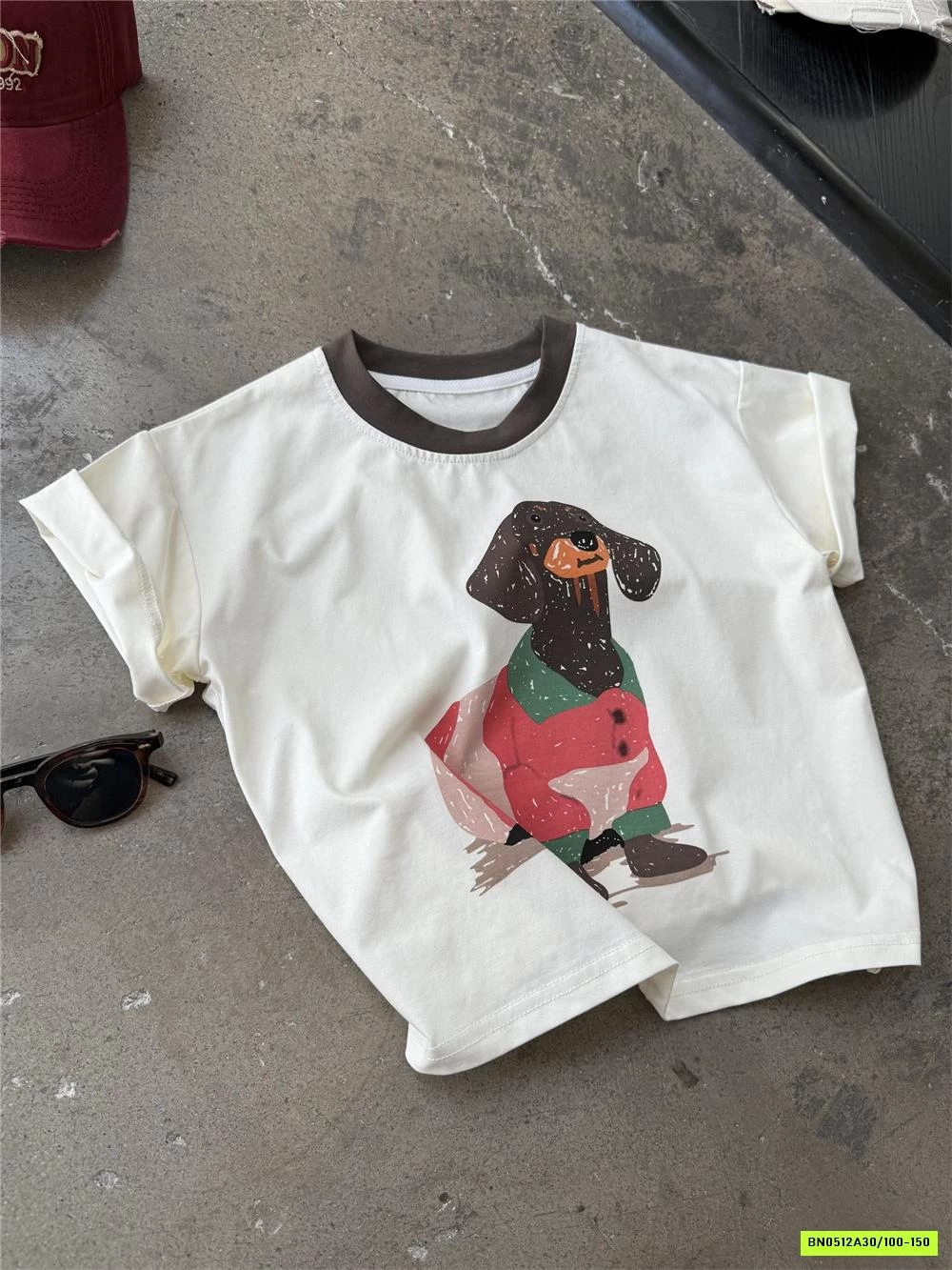 ÁO THUN CÚN VIỀN CỔ