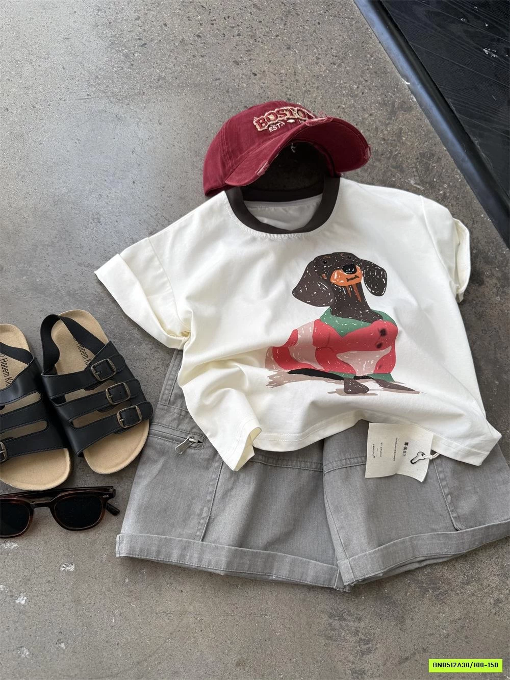 ÁO THUN CÚN VIỀN CỔ