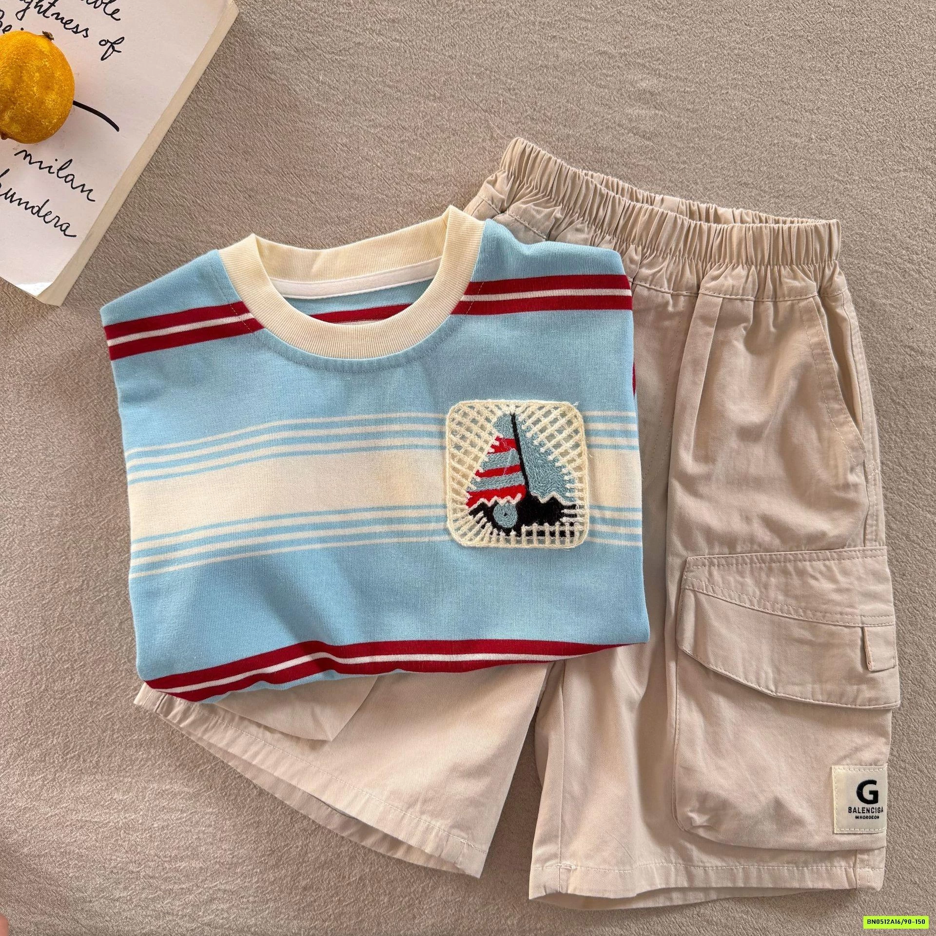 ÁO THUN KẺ XANH THÊU THUYỀN