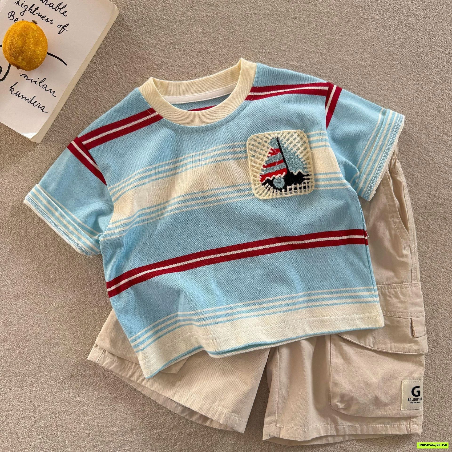 ÁO THUN KẺ XANH THÊU THUYỀN