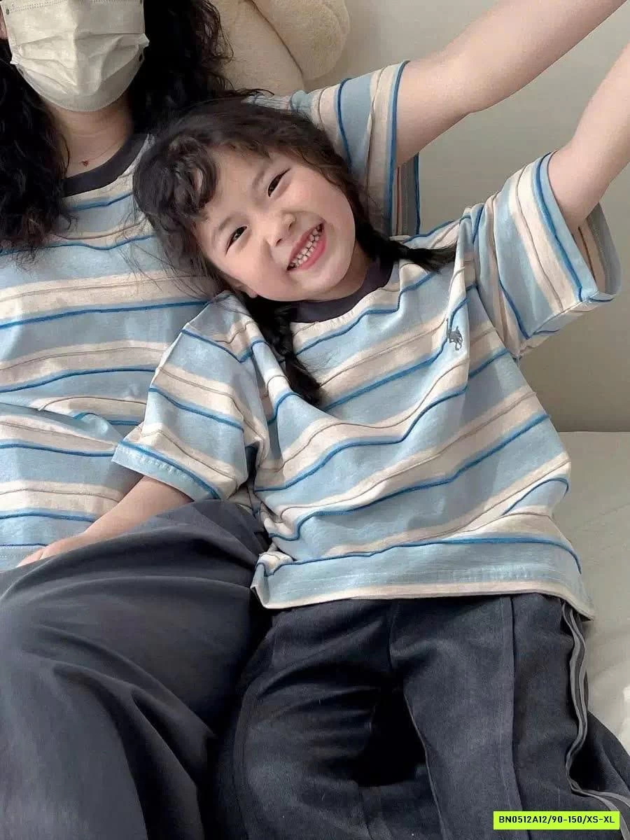 ÁO KẺ ĐÔI MẸ BÉ THUU LOGO