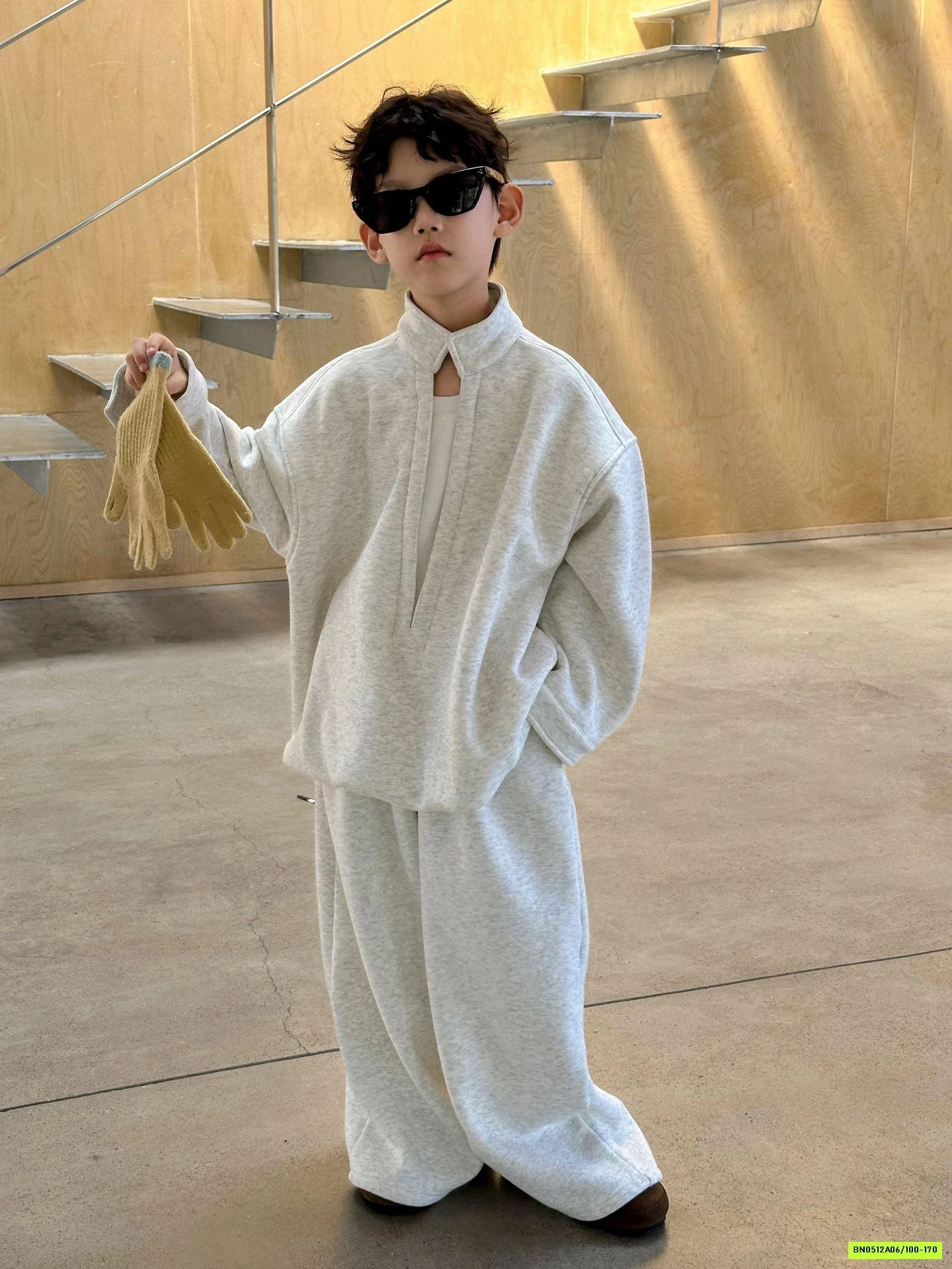 SÉT NỈ CỔ TRỤ XUẤT HÀN