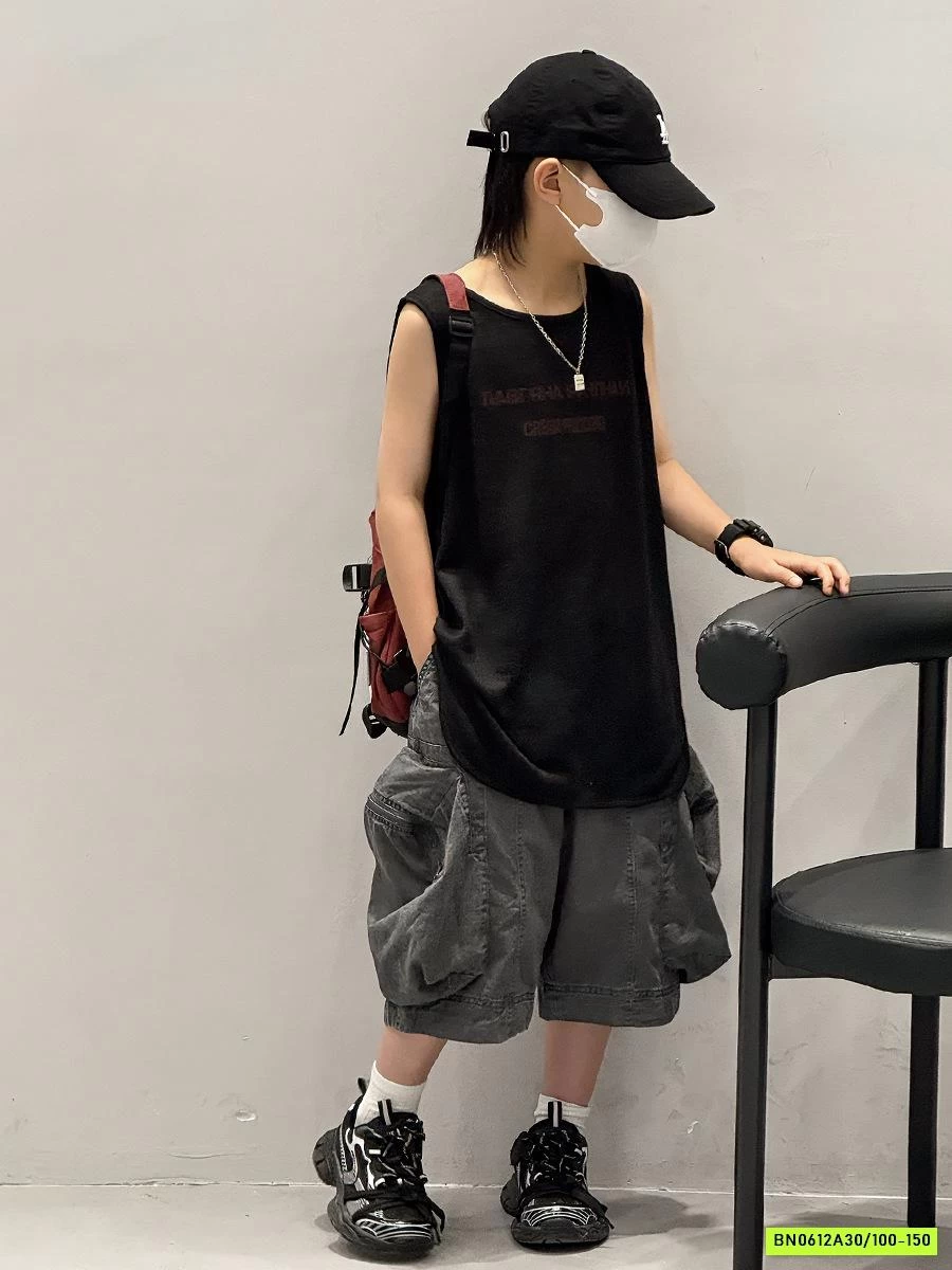 SHORT JEANS ĐEN TÚI HỘP KHÓA