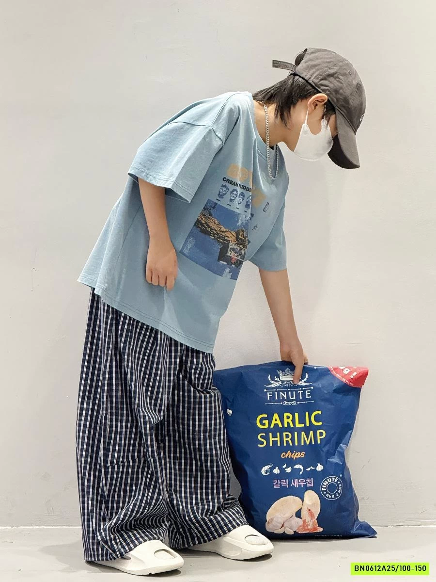 ÁO THUN XANH IN HÌNH