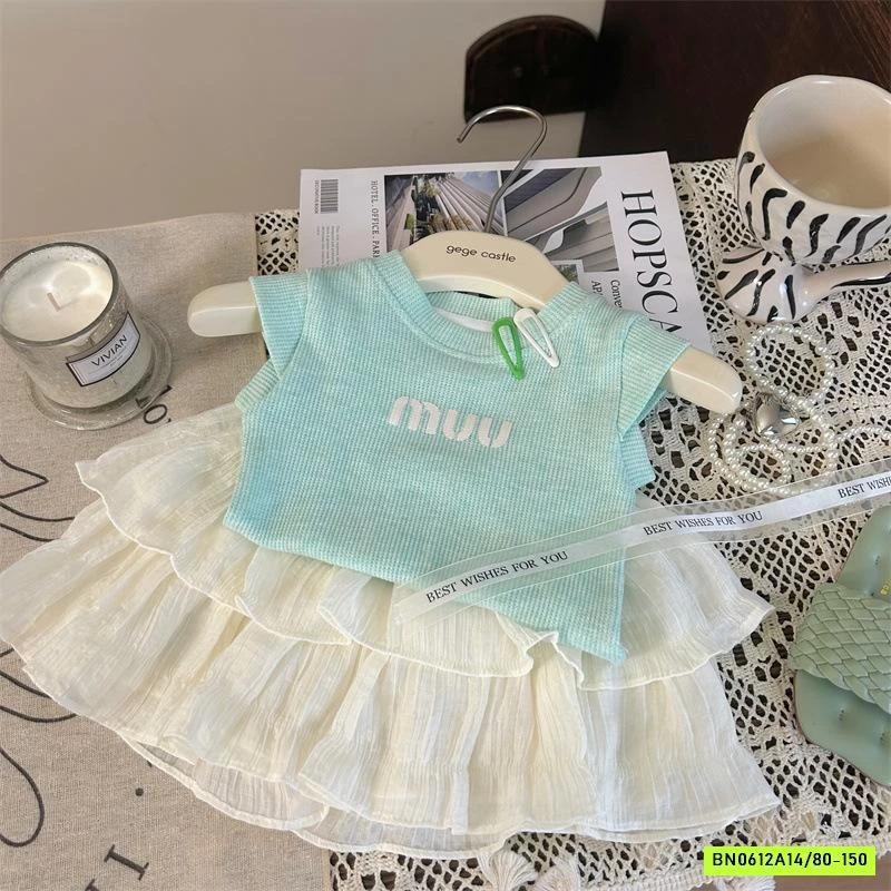 MONTOGHI MIU XANH MIX CV TRẮNG