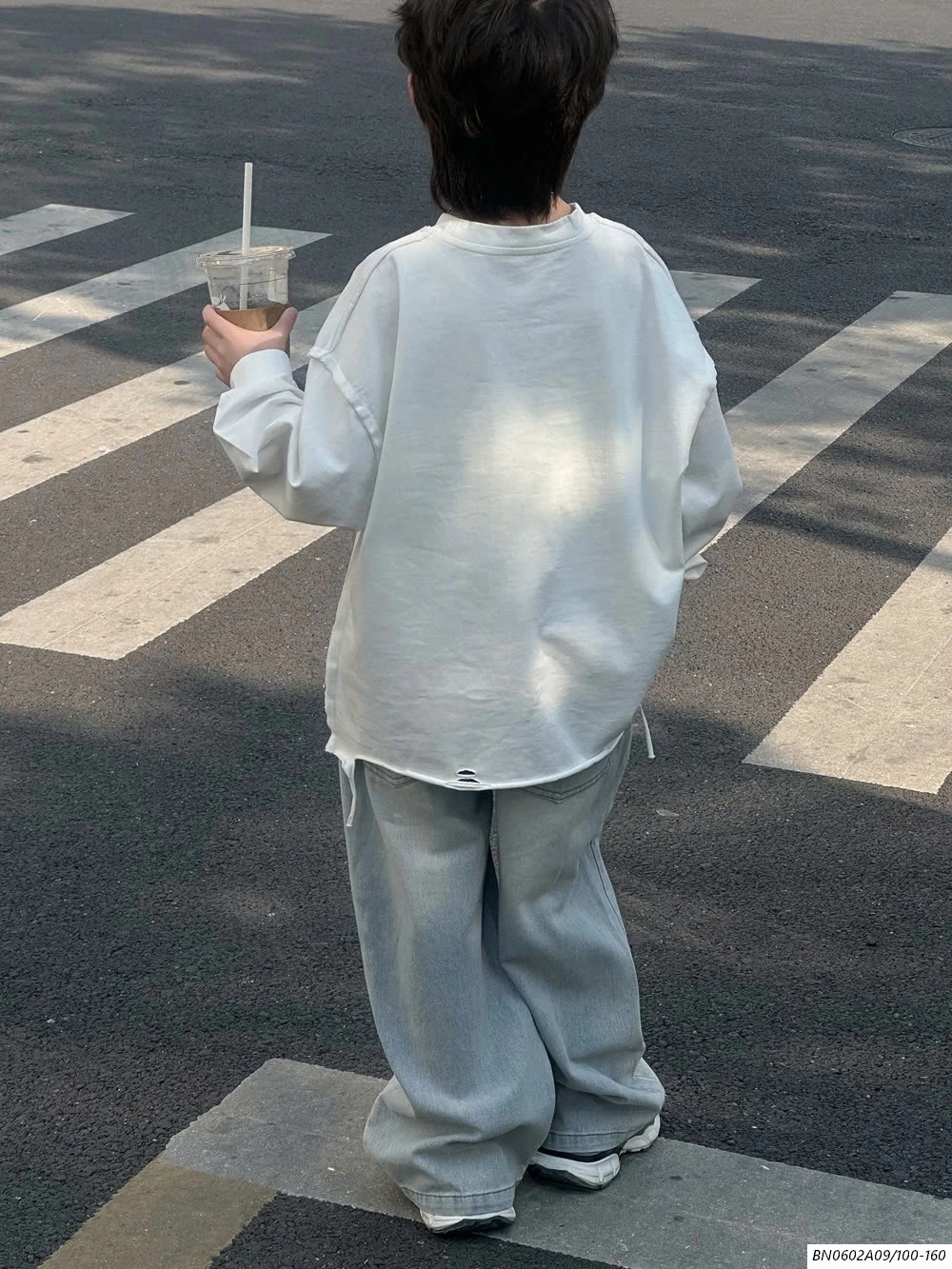 JEANS SUÔNG RÁCH AFTERMEE