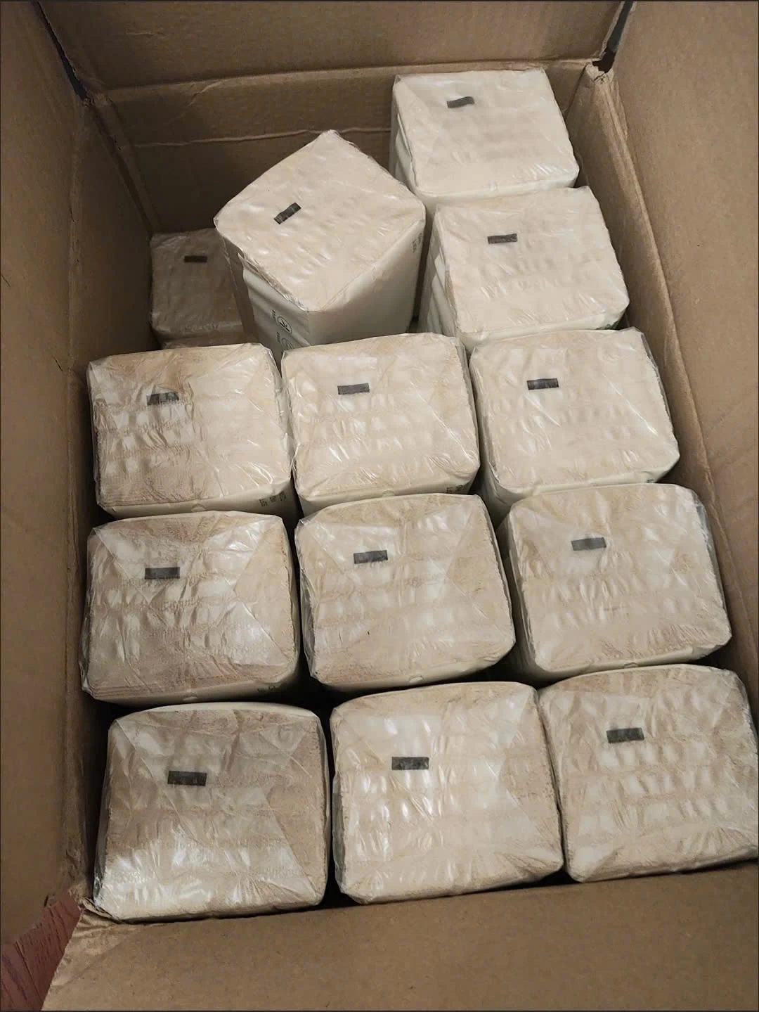 THÙNG 30 GÓI GIẤY RÚT SIPIAO