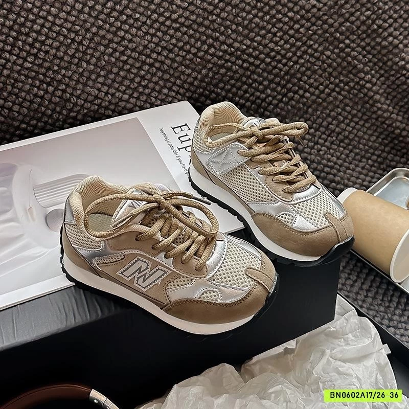 GIÀY LƯỚI THOÁNG KHÍ CHỮ N