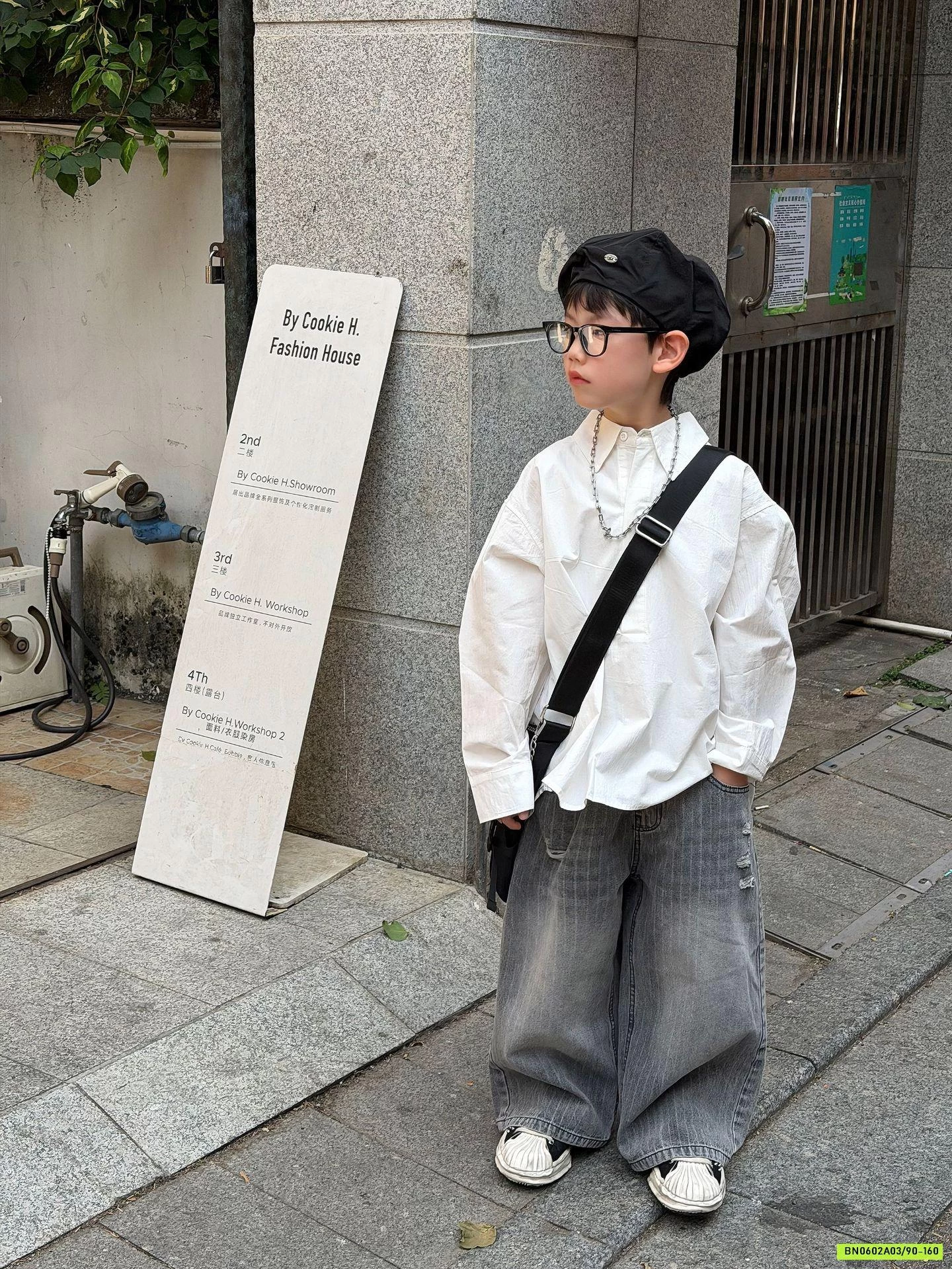 SƠ MI TRẮNG CỔ ĐỨC XẺ LƯNG FANSHU