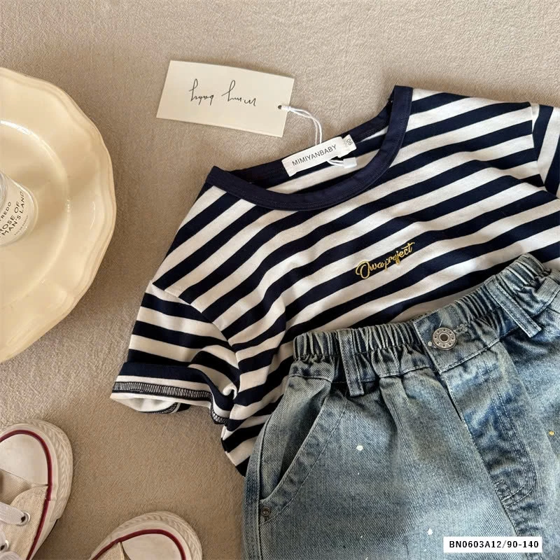 ÁO THUN THÊU CHỮ MMY