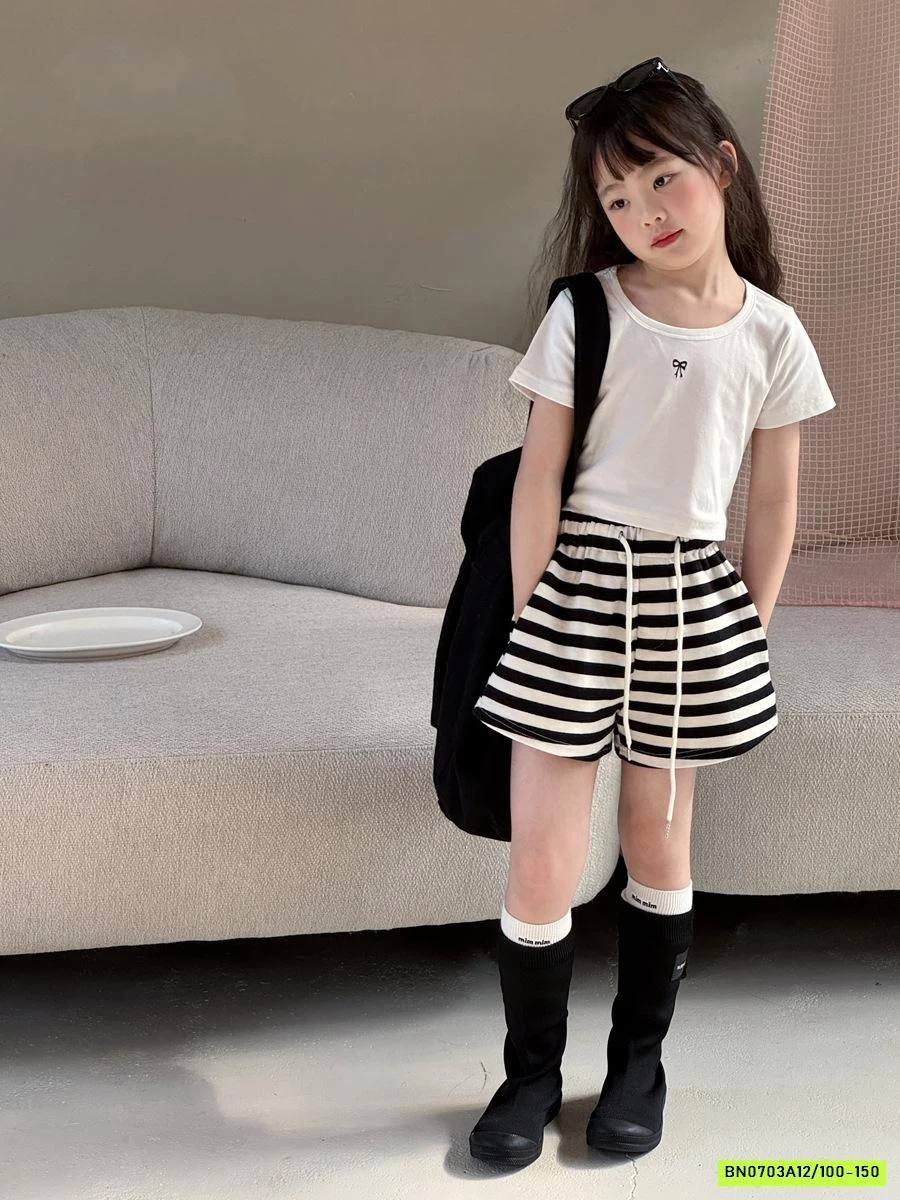 CROPTOP CỔ VUÔNG THÊU NƠ YUKIDS