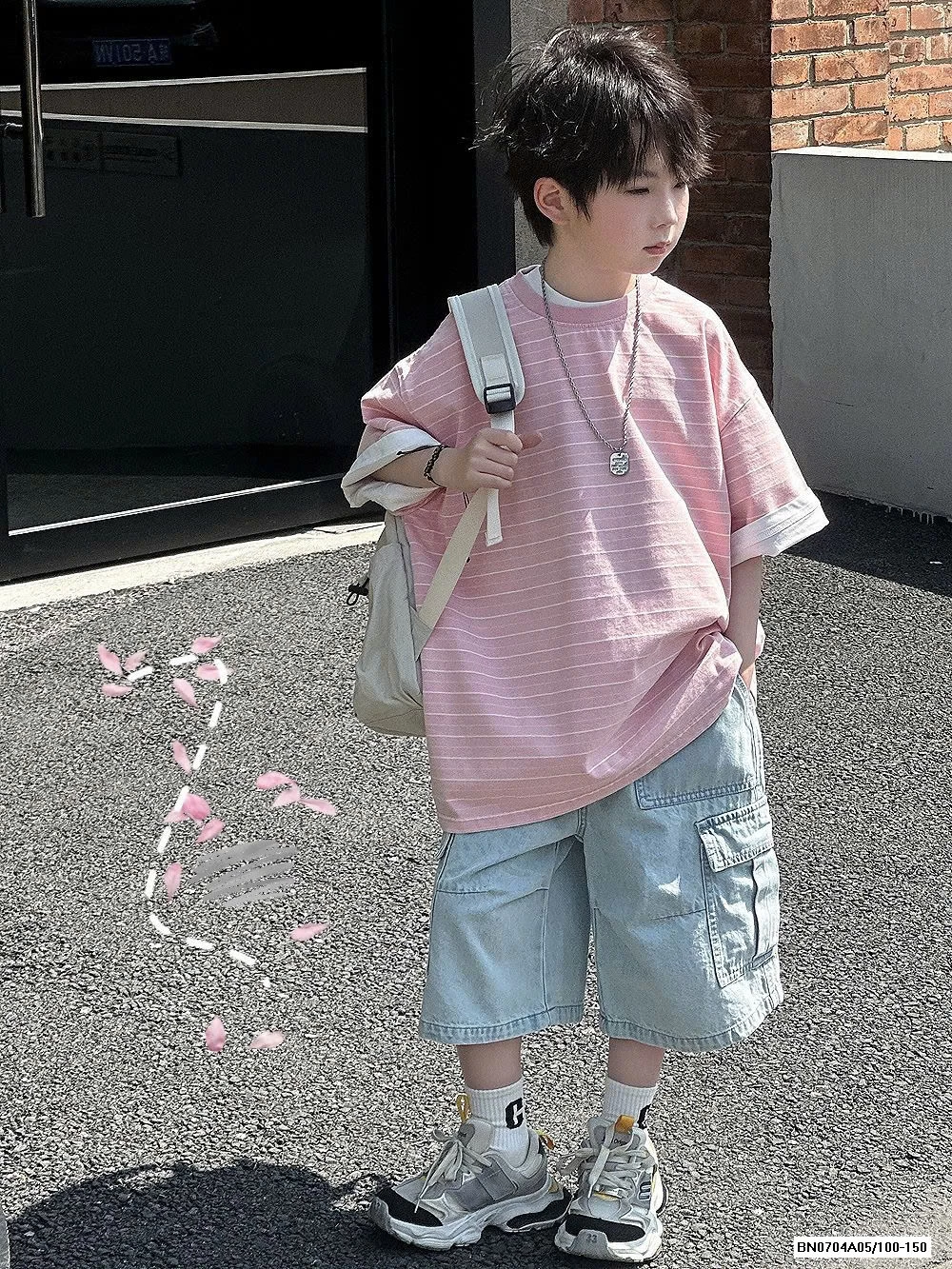 ÁO HỒNG KẺ MIX SHORT JEANS