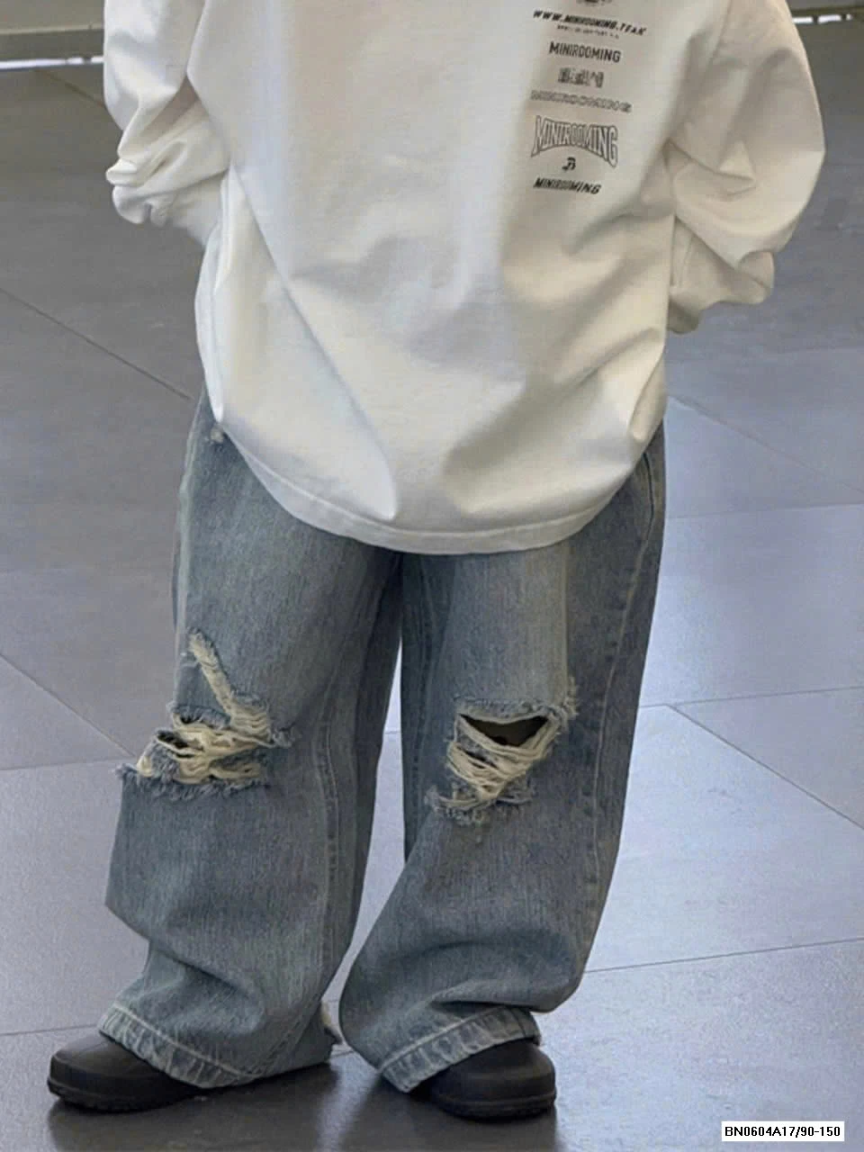 JEANS SUÔNG RÁCH GỐI