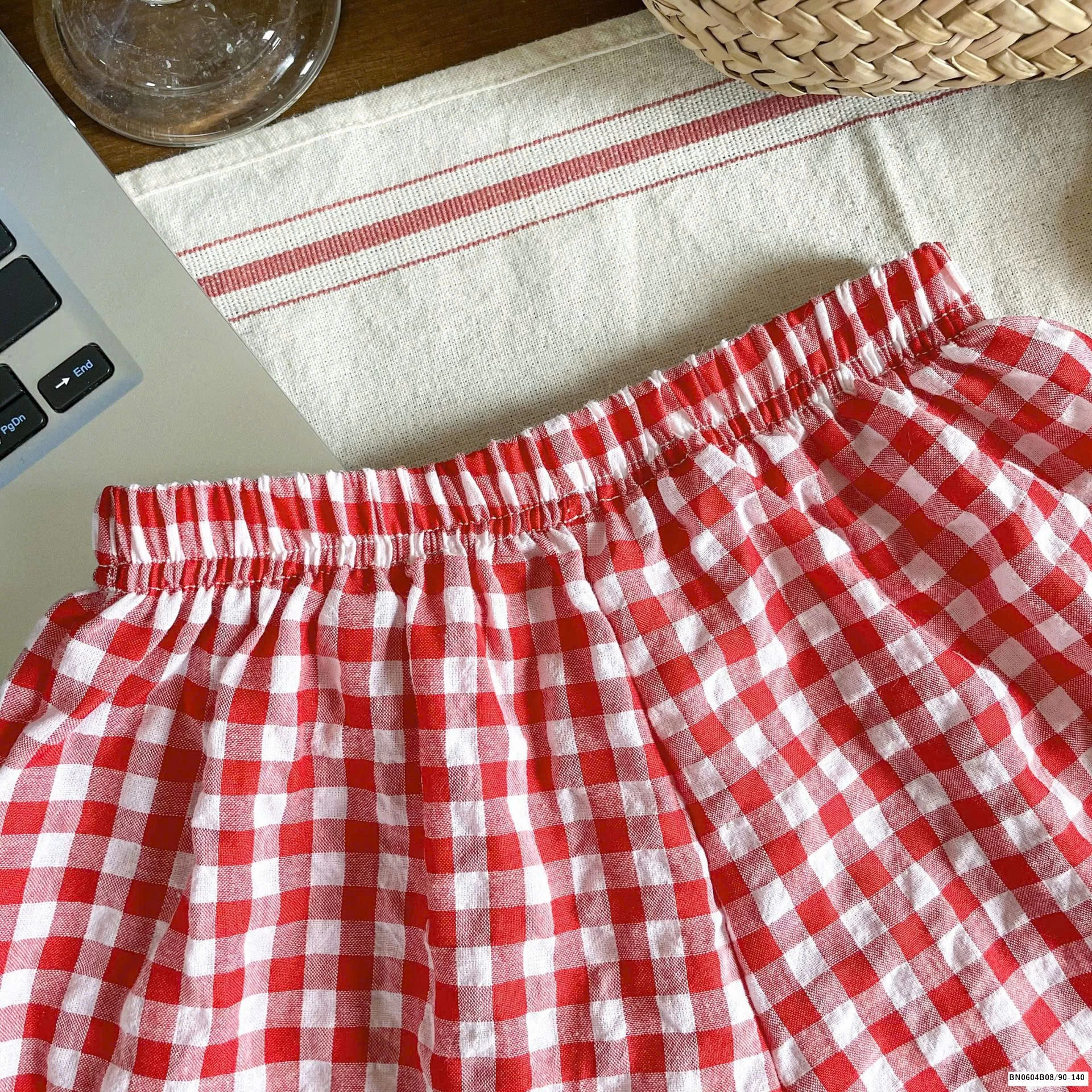 QUẦN SHORT THÔ CARO MẶC HÈ