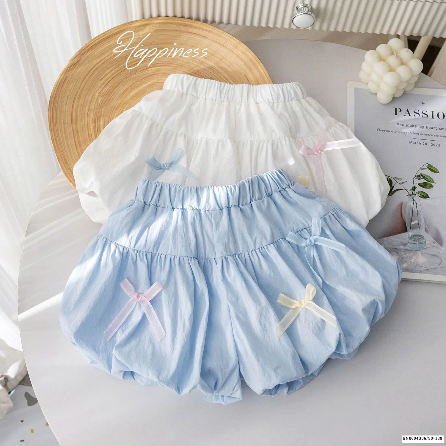 QUẦN BÍ ĐÍNH NƠ