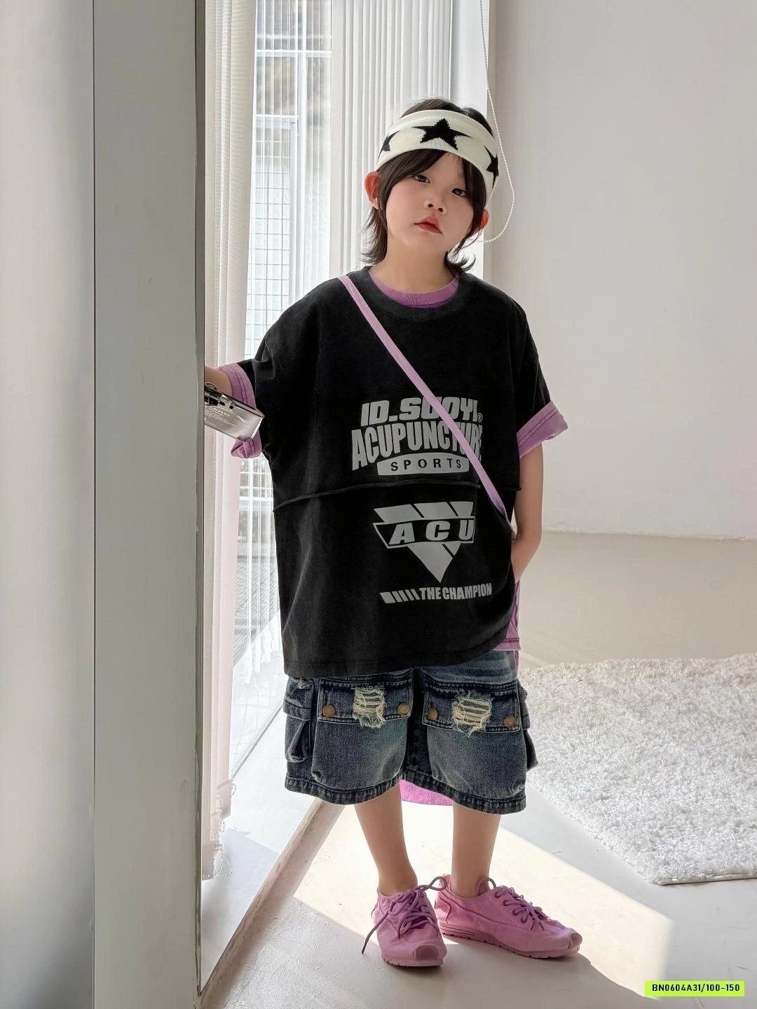 ÁO THUN ĐEN IN CHỮ CÁ TÍNH