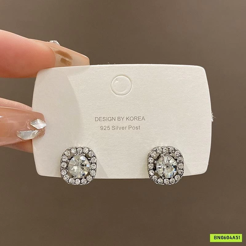 HOA TAI MẠ BẠC GẮN ĐÁ