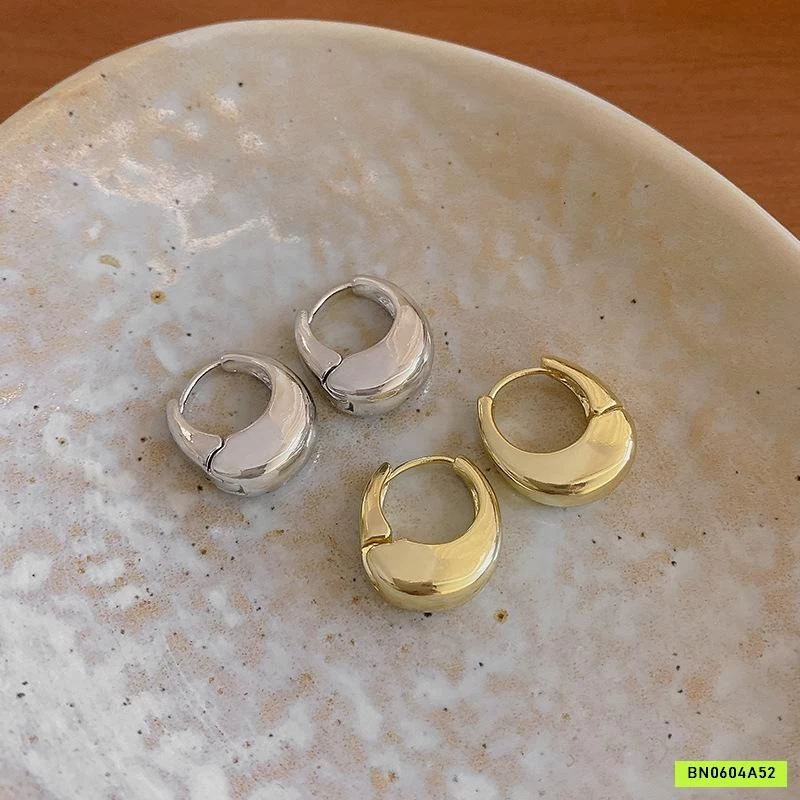 KHUYÊN TAI TRÒN SZ NHỎ QUÍ PHÁI