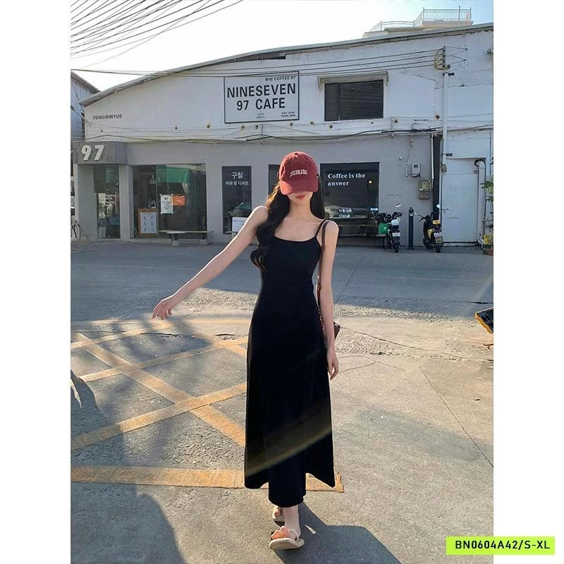 VÁY 2S NHÀ MOSESQUEEN