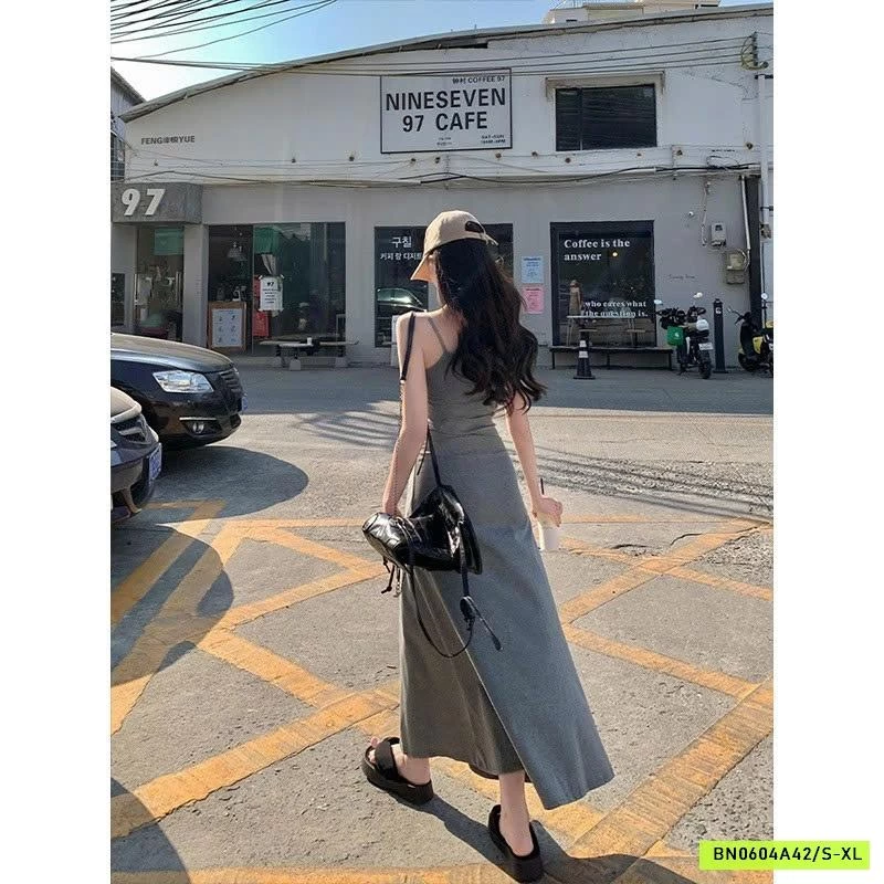 VÁY 2S NHÀ MOSESQUEEN