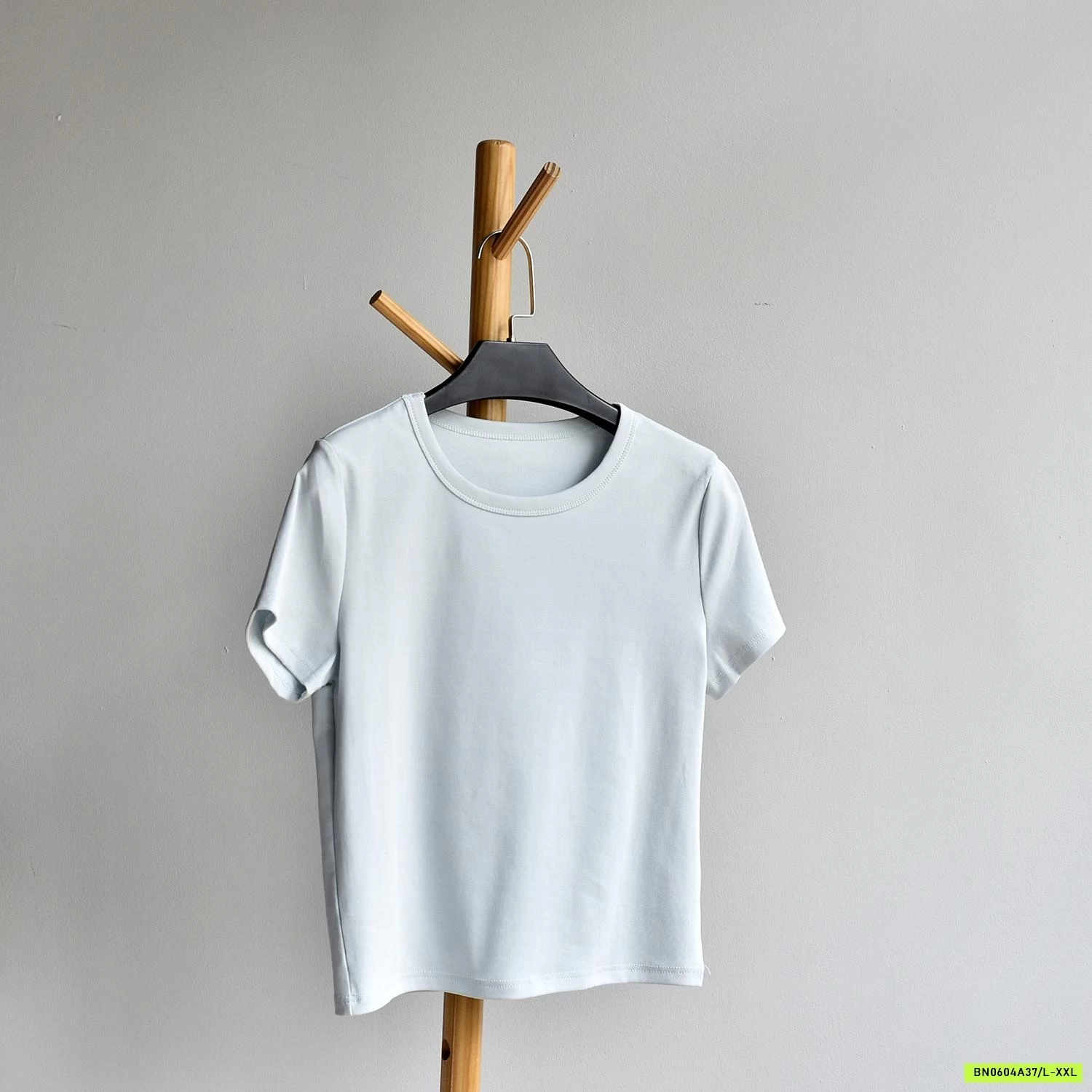 ÁO THUN CỔ TRÒN DÁNG NGẮN