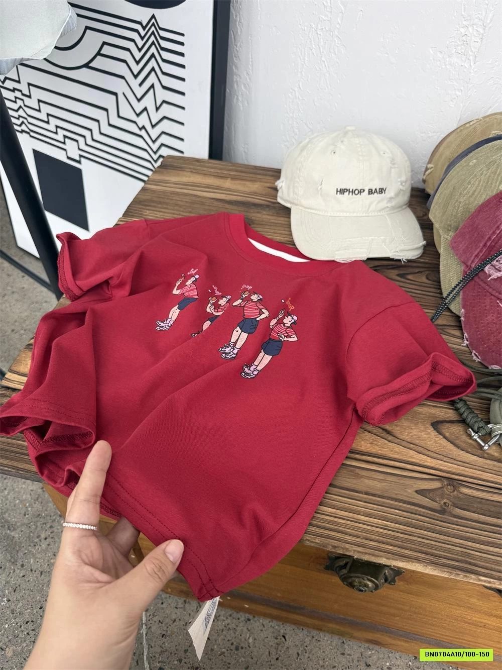 ÁO THUN ĐỎ IN HÌNH