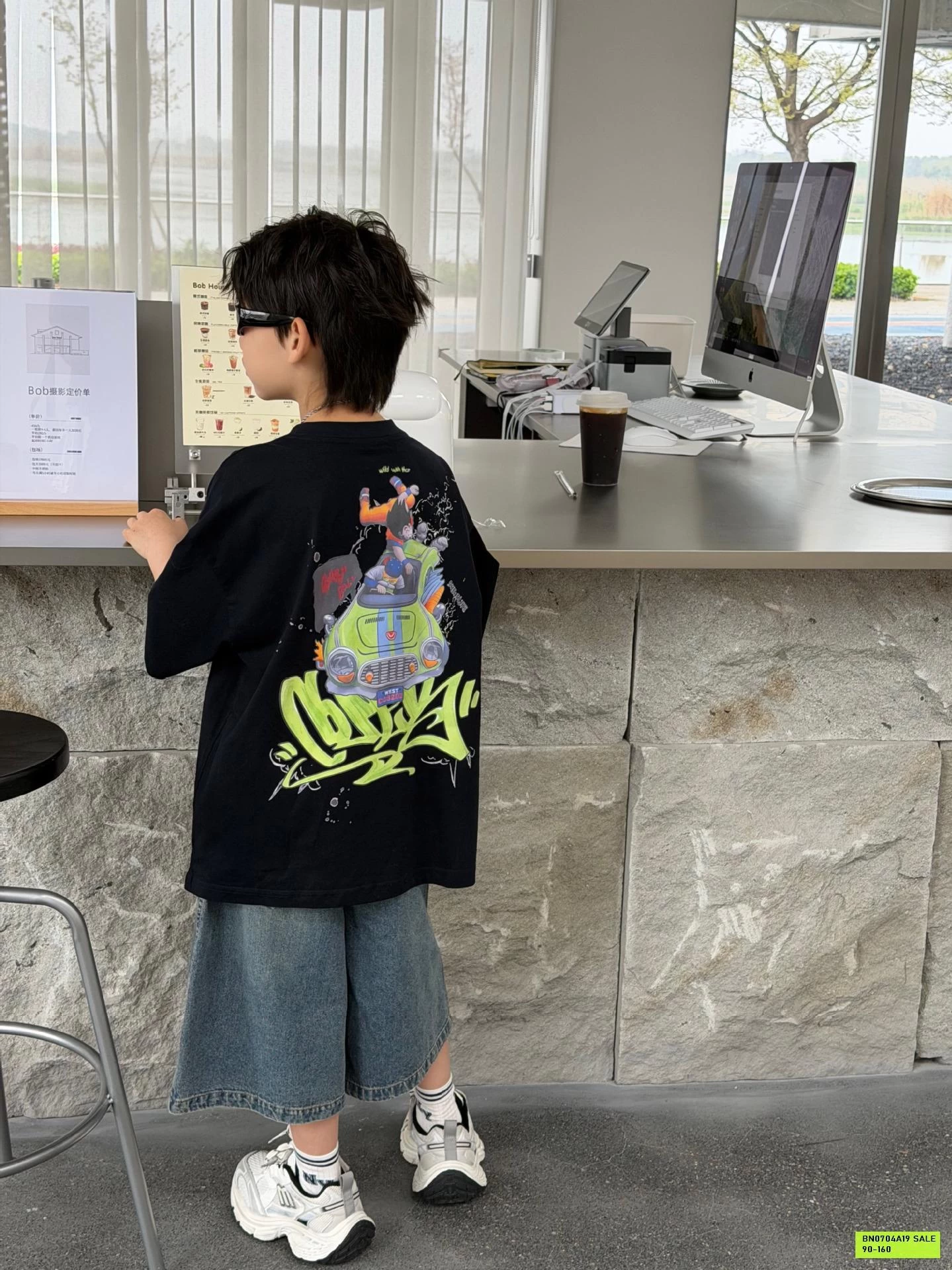 ÁO THUN IN XE TĂNG SAU LƯNG FANSHU