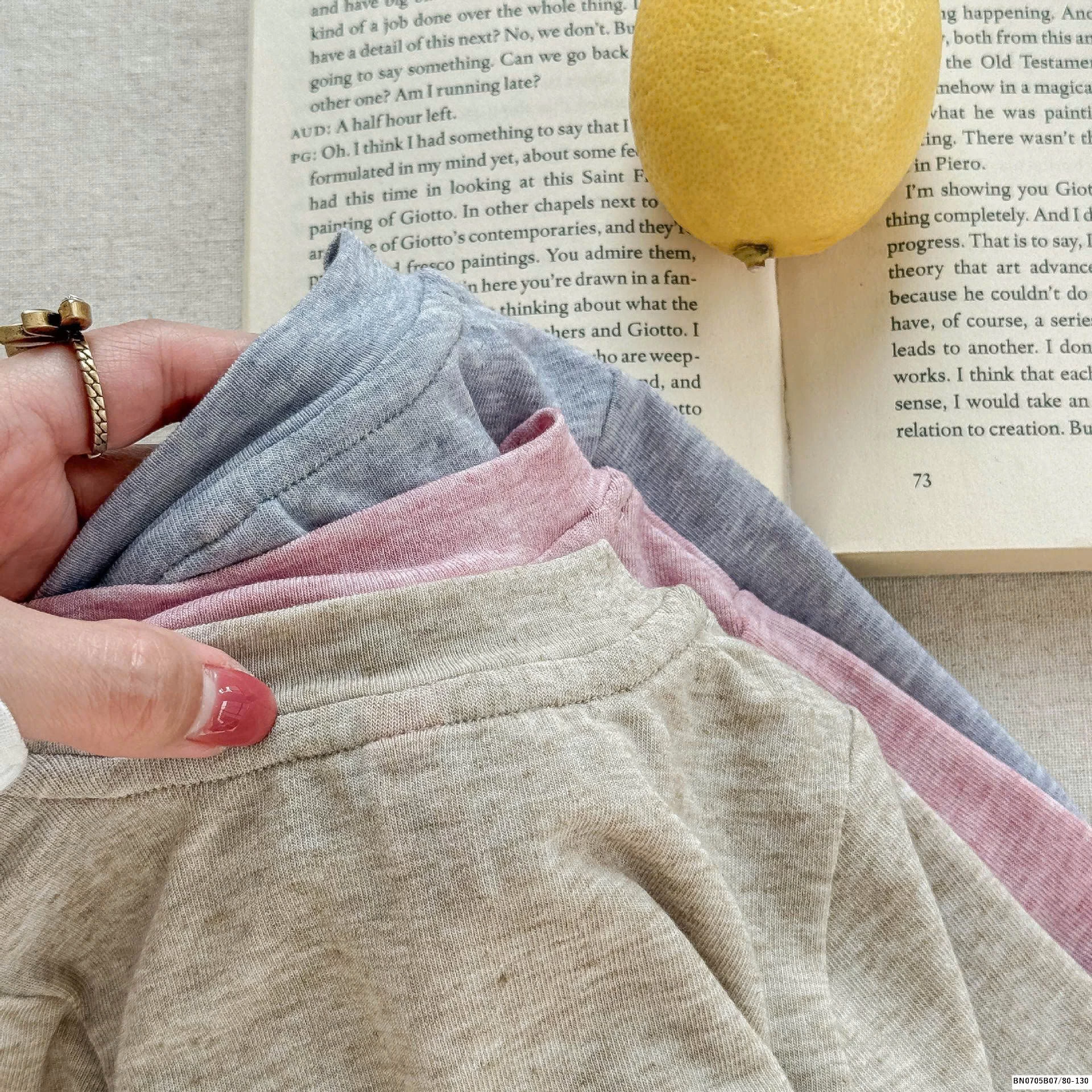 ÁO THUN CỔ TRÒN BÉ GÁI ADBABY