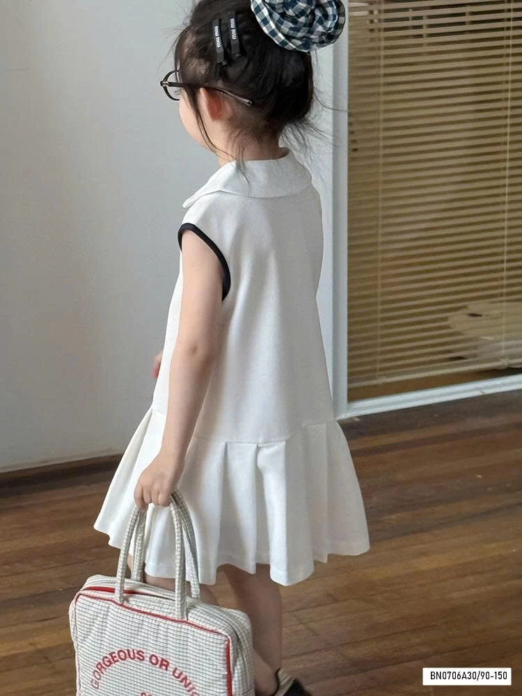 ĐẦM SÁT NÁCH CHÂN LY CỔ SEN