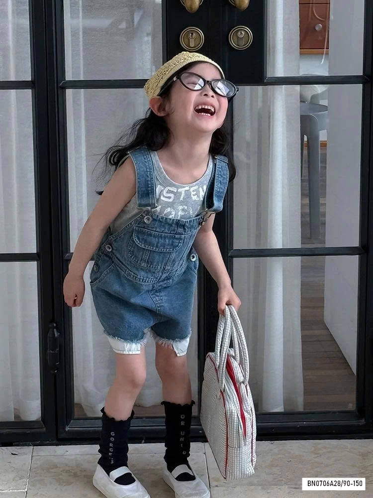 YẾM JEANS GẤU TUA RUA