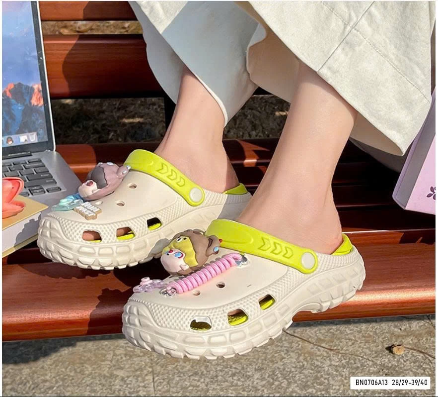 SỤC ĐẾ CAO STICKER KUTE