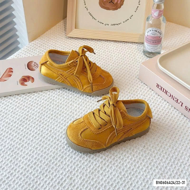 GIÀY THỂ THAO PHỐI MÀU BUỘC DÂY