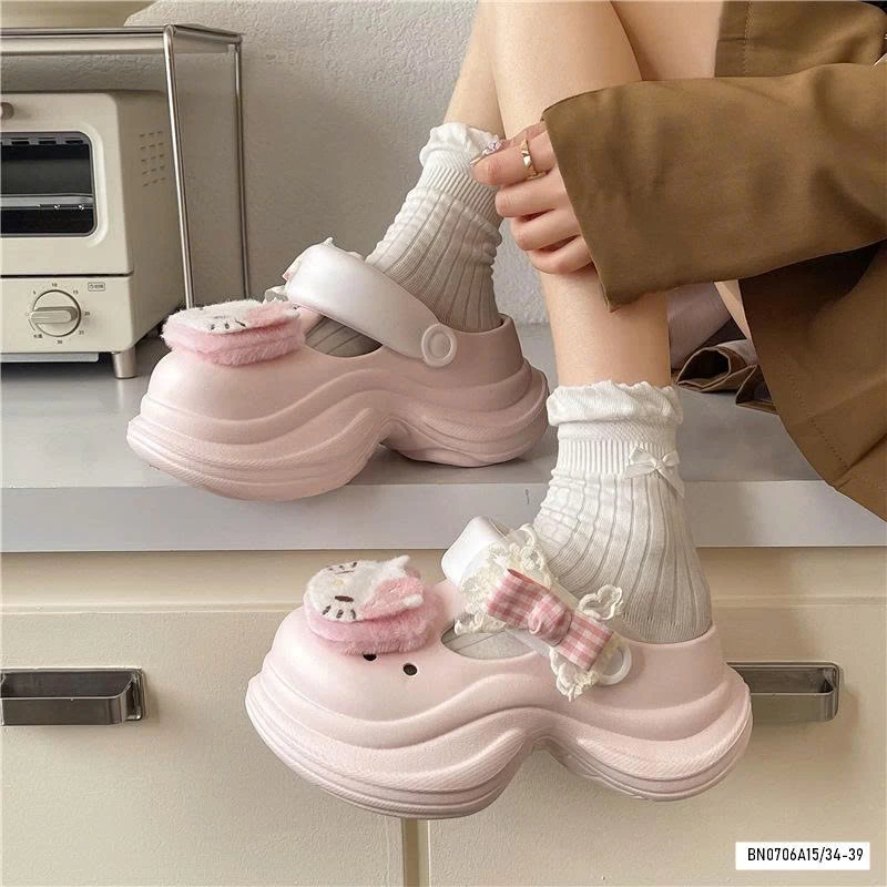 SỤC DẾ CAO KITTY