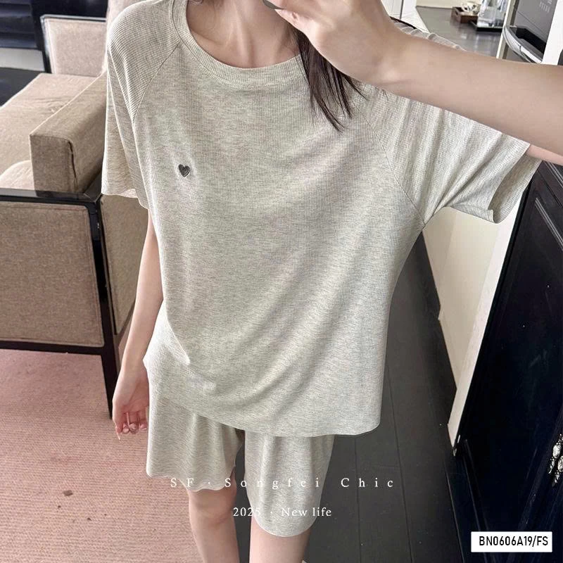 ĐẦM/BỘ NGỦ THUN GÂN THÊU TRÁI TIM