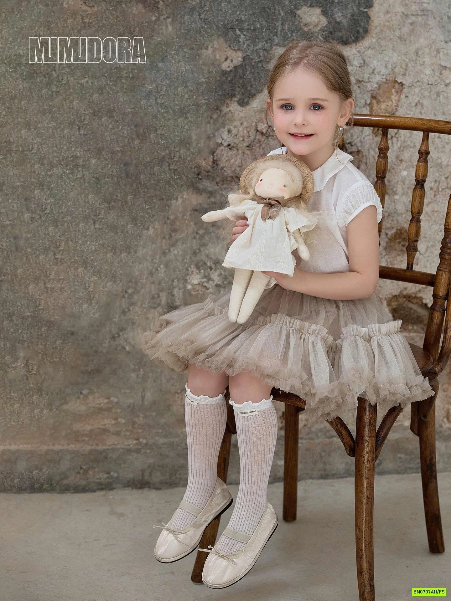 TẤT LƯỚI VIỀN BÈO GẮN MÁC NGANG GỐI