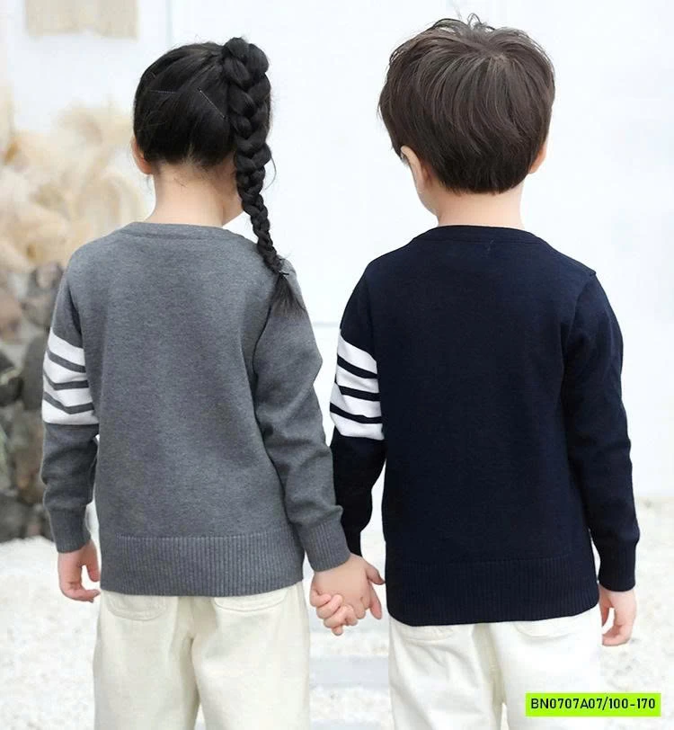 KHOÁC LEN VẠCH TAY XUẤT DƯ