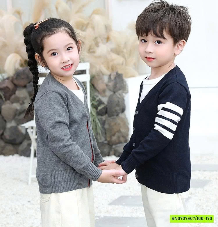 KHOÁC LEN VẠCH TAY XUẤT DƯ