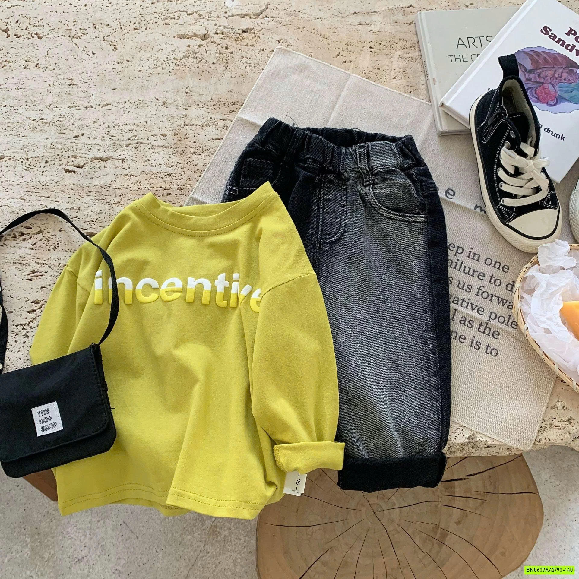 ÁO THUN DÀI TAY CHỮ NỔI